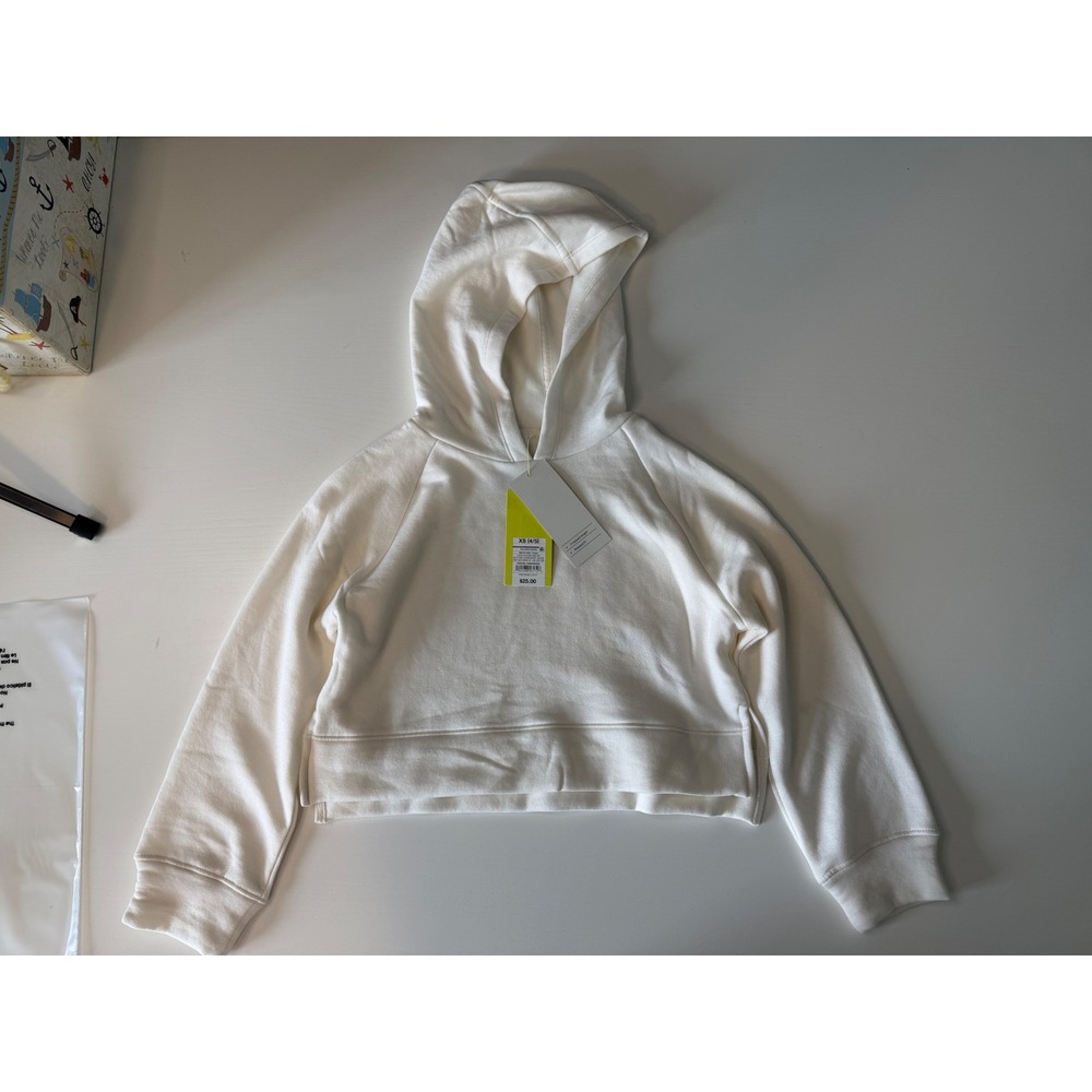 All in Motion Girls Pullover Hoodie Cream Cropped Sweatshirt Size L 10/12 NWT - Picture 2 of 3